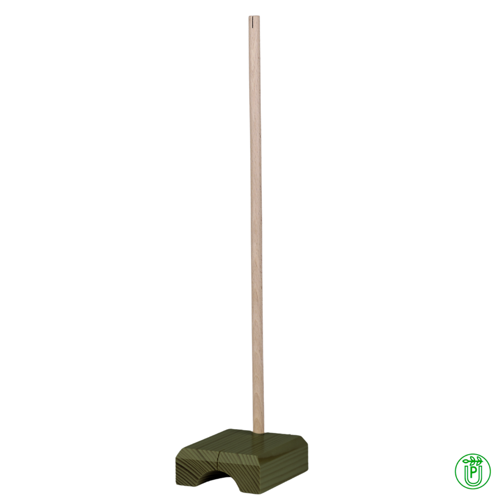 Single display for climbing figure, natural