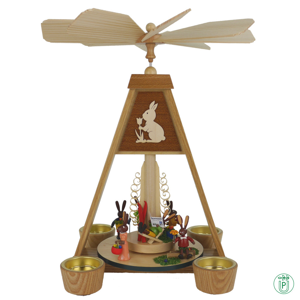 Tealight pyramid with Easter bunnies