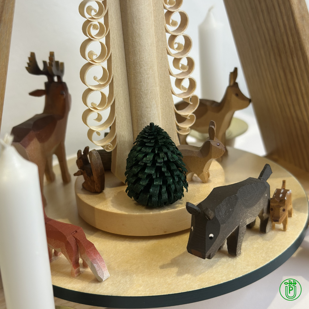 Pyramid with forest animals for candles ⌀14mm| Table pyramid