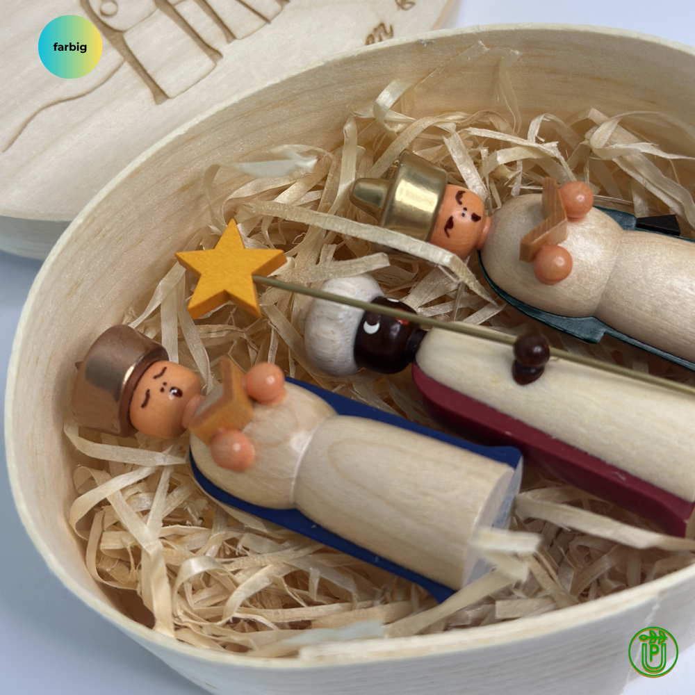 Three Wise Men in a wooden chip box